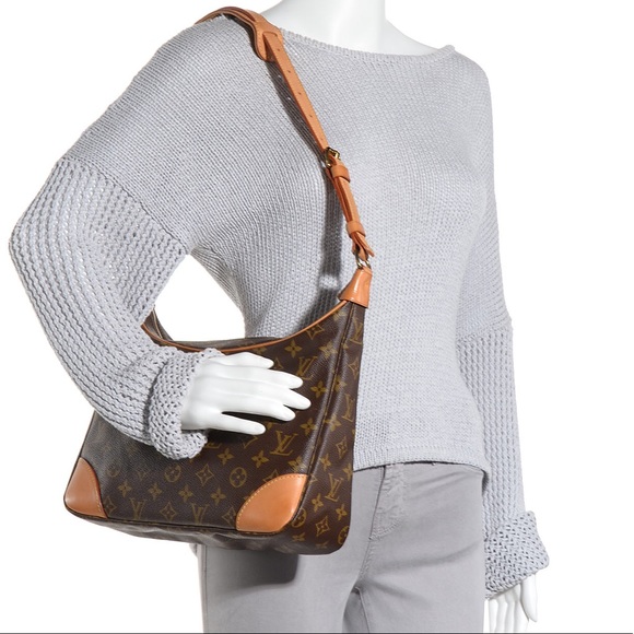 SOLD!! Authentic Louis Vuitton Boulonge 30 Purse - Picture 2 of 8